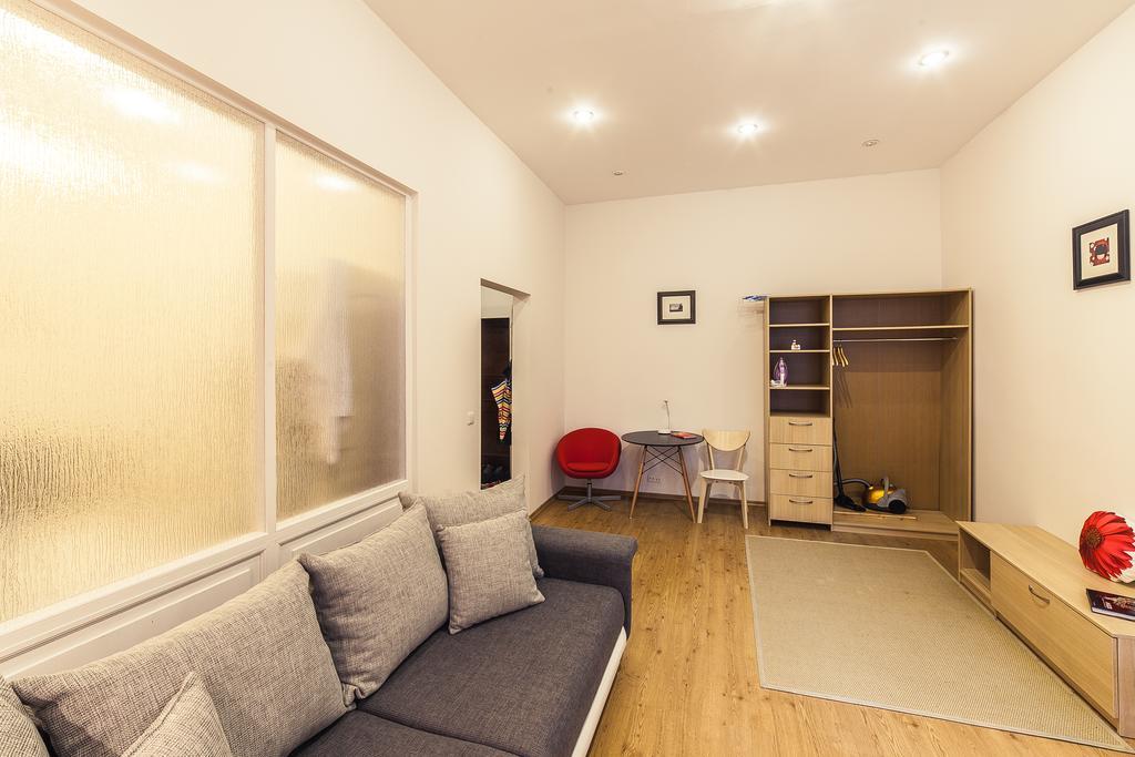 Elizabetes Apartments รีกา ภายนอก รูปภาพ
